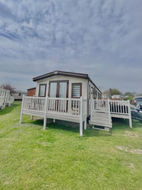 Norfolk Caravan Staycation Pet Friendly Belton with Browston Exterior foto